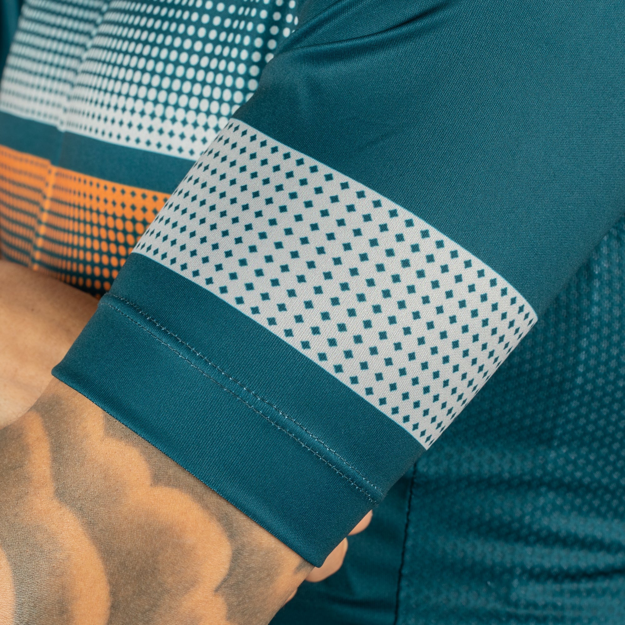 Pinnacle Jersey - Bellwether Clothing