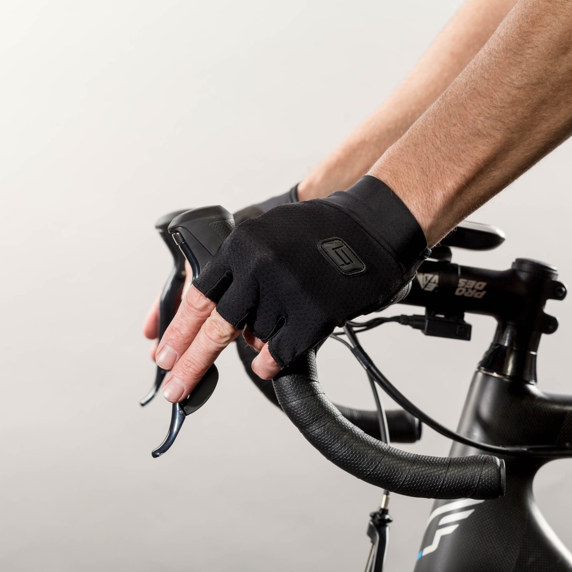 Pursuit Gel Glove - Bellwether Clothing