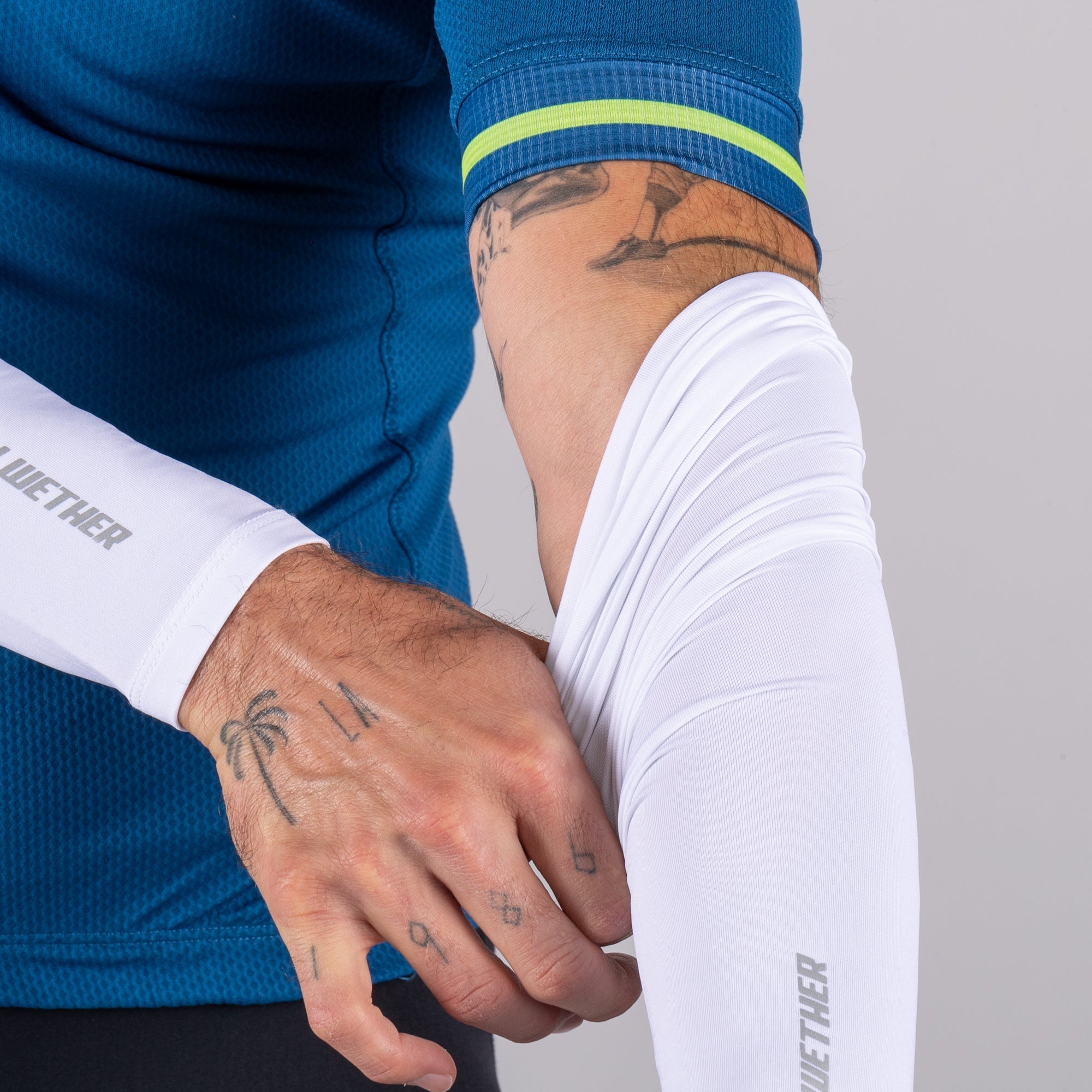 Sun Sleeves Coldflash UPF 40+ White - Bellwether Clothing
